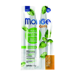 Monge cat soft sticks gift sterilised ricco in anatra fresca con melissa e mirtilli rossi 15 g